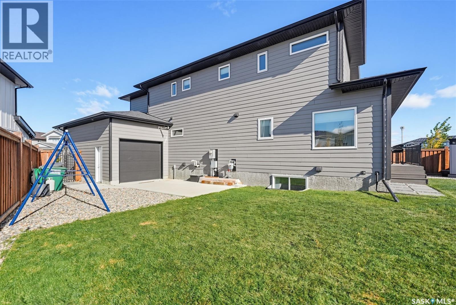 730 Bolstad Turn, Saskatoon, SK