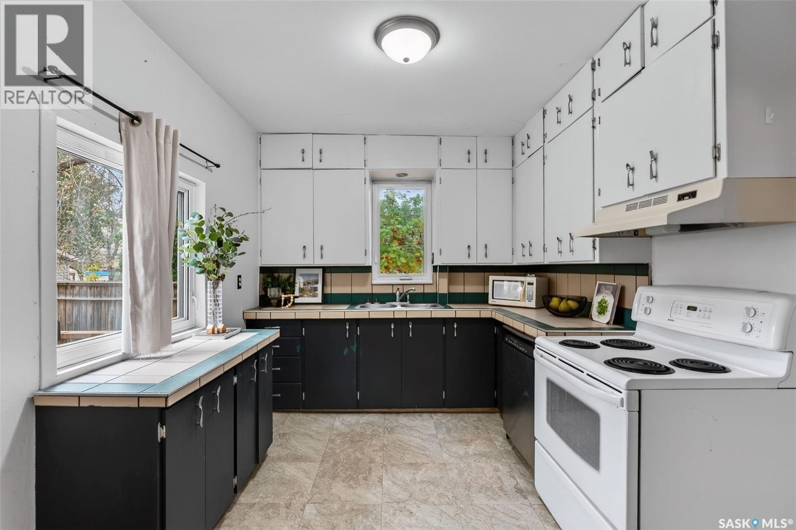 631 7Th Street E, Saskatoon, SK