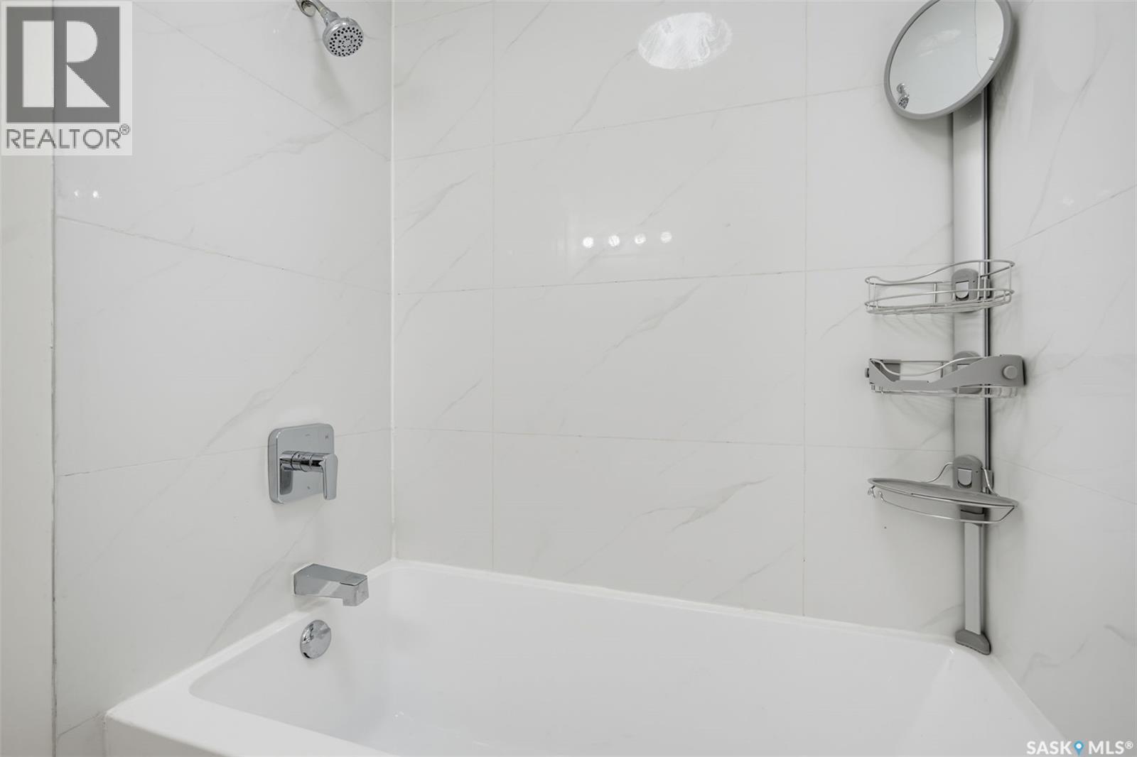 1228 1St Avenue, Saskatoon, SK