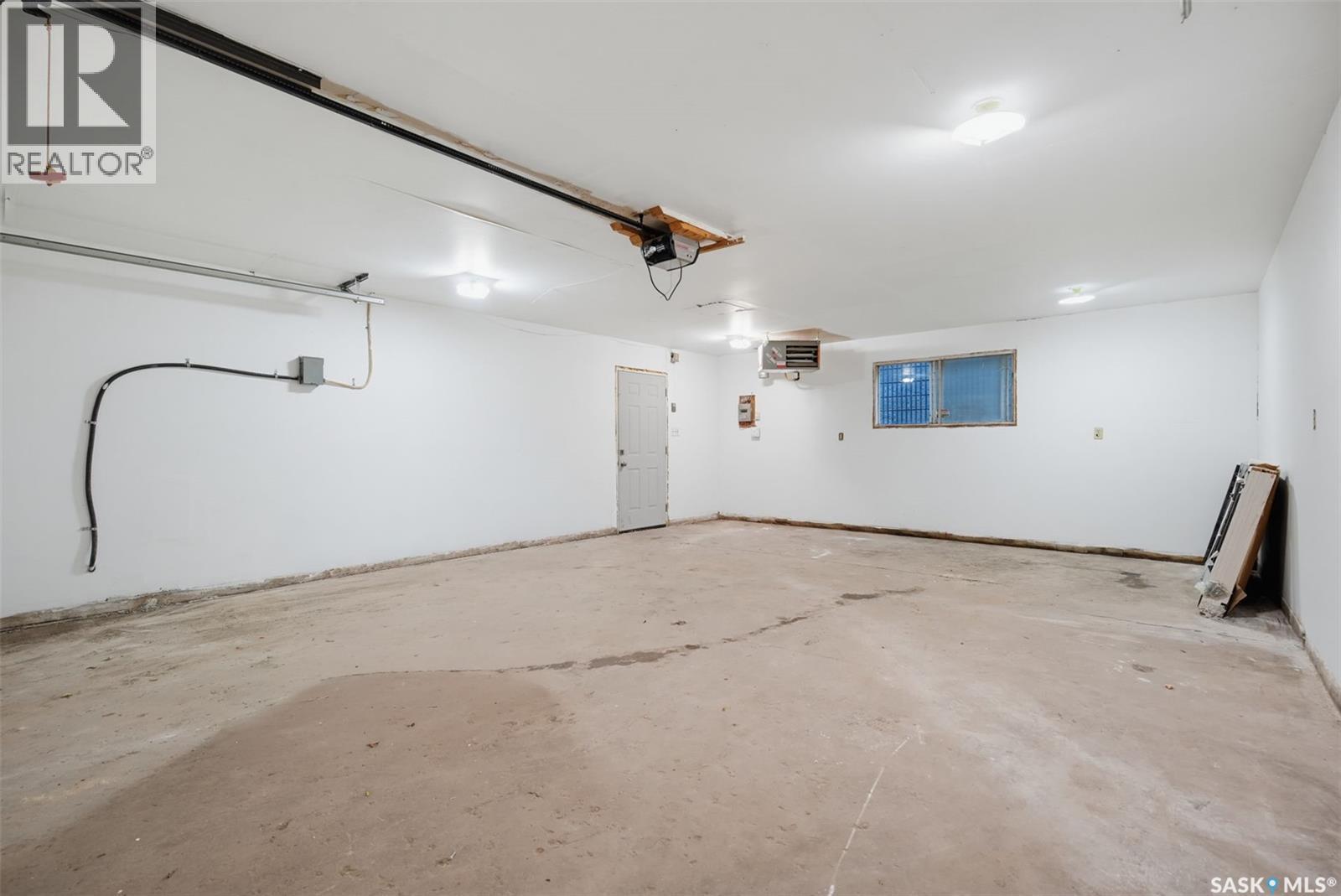 1228 1St Avenue, Saskatoon, SK