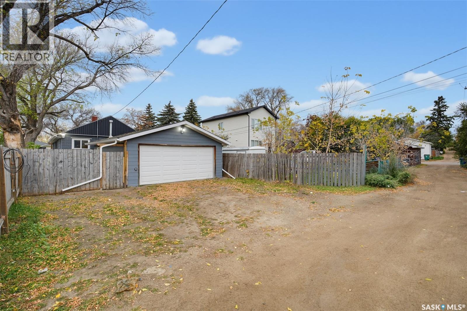 1228 1St Avenue, Saskatoon, SK
