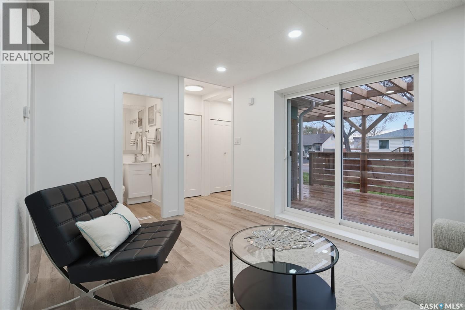 1228 1St Avenue, Saskatoon, SK