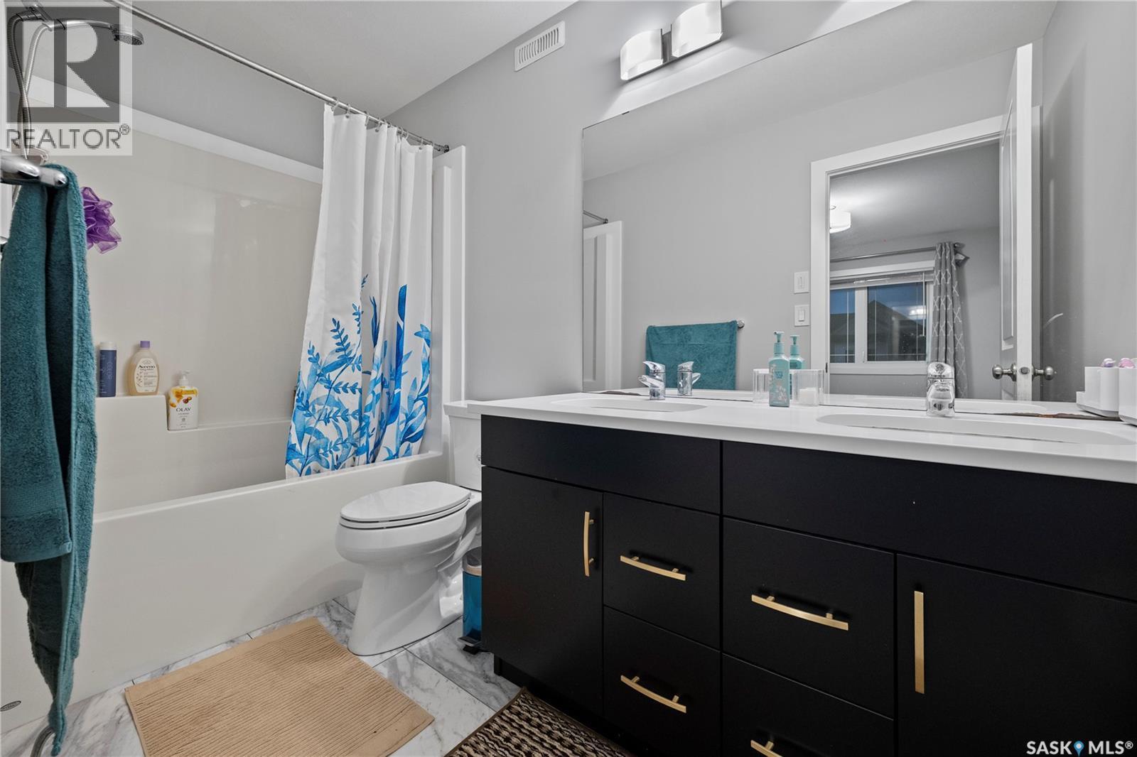 5612 Gilbert Crescent, Regina, SK