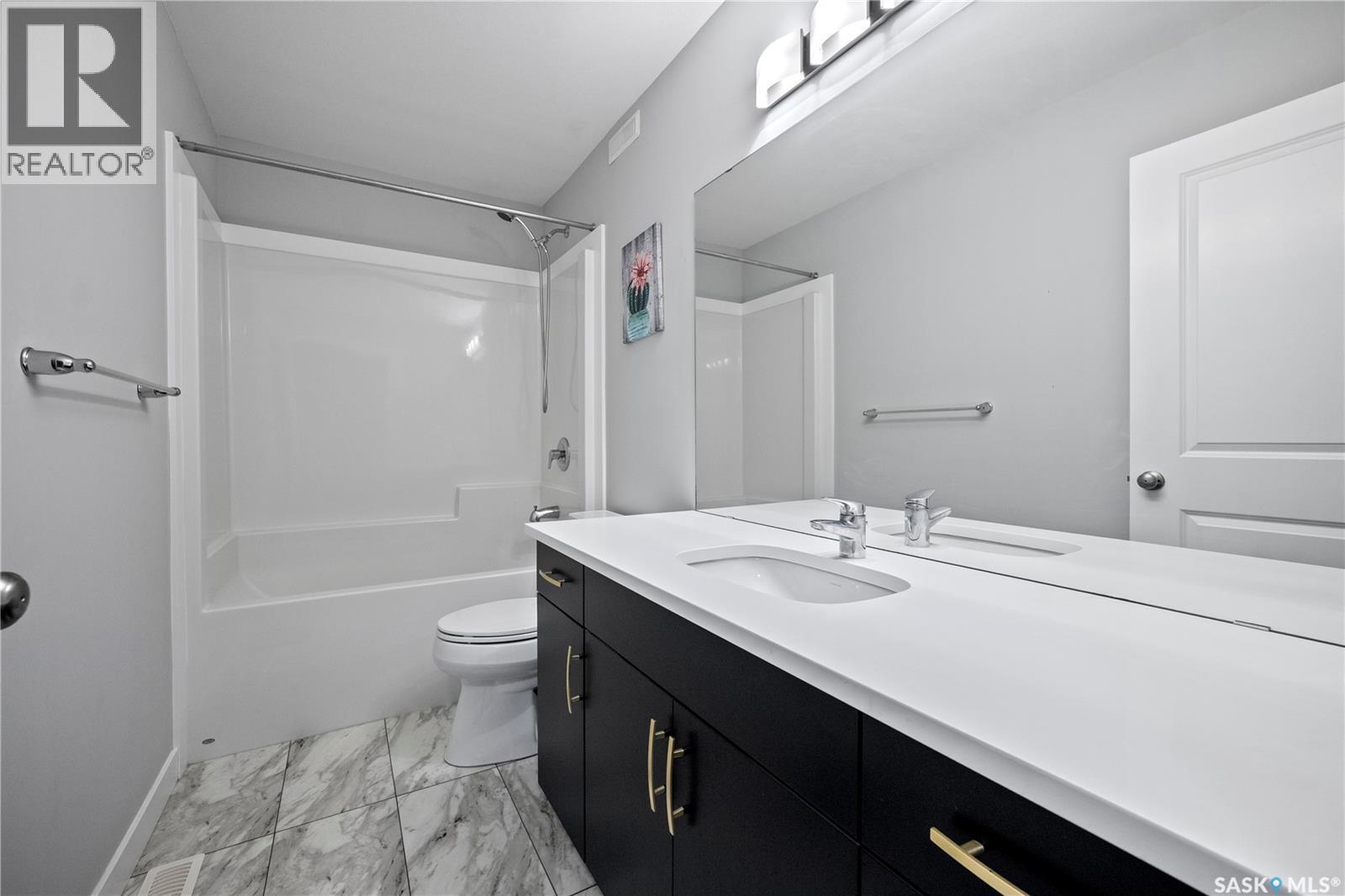 5612 Gilbert Crescent, Regina, SK