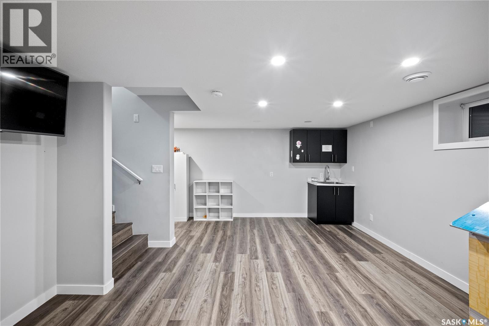 5612 Gilbert Crescent, Regina, SK