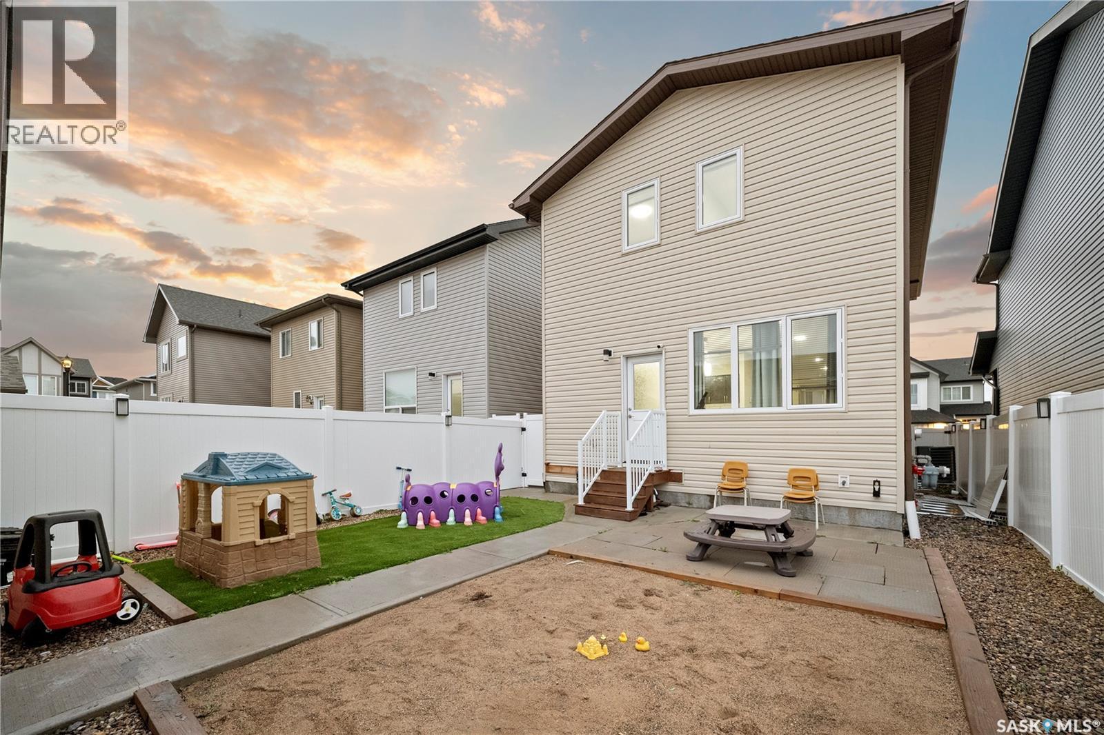 5612 Gilbert Crescent, Regina, SK