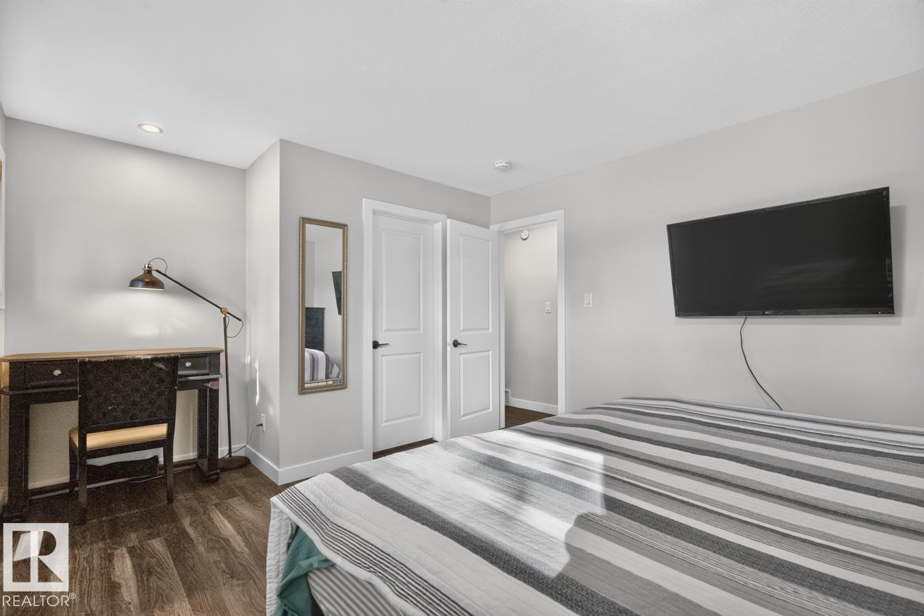 7404 92 Av Nw, Edmonton, AB