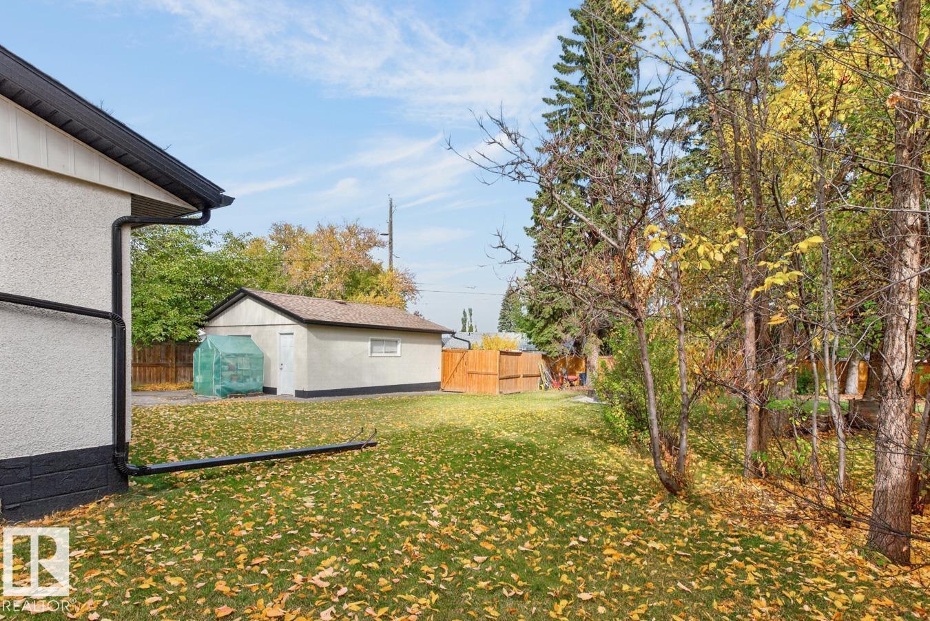 7404 92 Av Nw, Edmonton, AB