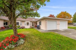 #4-2030 Robb Ave Comox, BC V9M 1M1