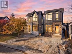 816 21 Avenue NW  Calgary, AB T2M 1K4