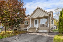 113 Rue Marie-Louise-McGregor  Gatineau (Buckingham), QC J8L 0E2