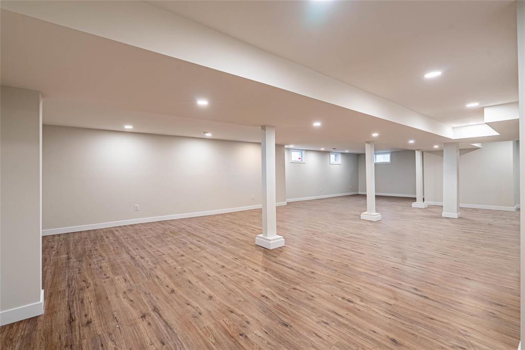 423 Beaverbrook Street, Winnipeg, MB
