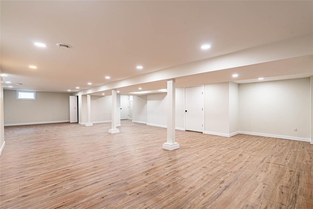 423 Beaverbrook Street, Winnipeg, MB