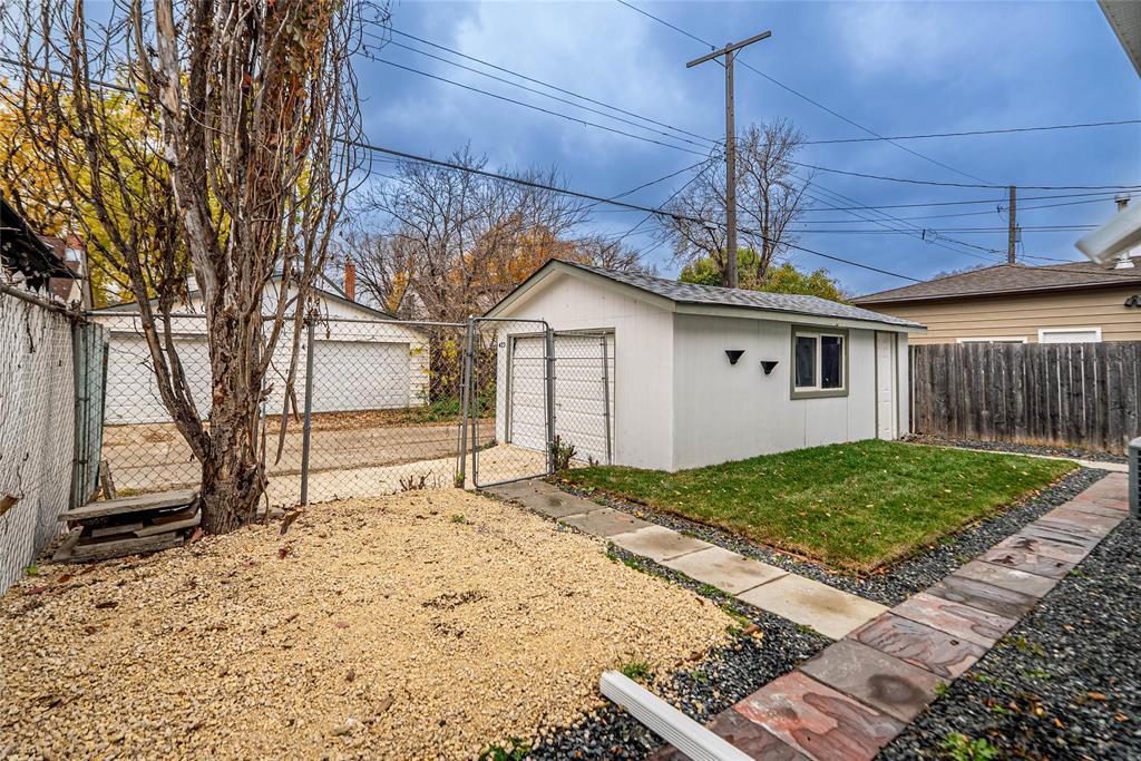 423 Beaverbrook Street, Winnipeg, MB
