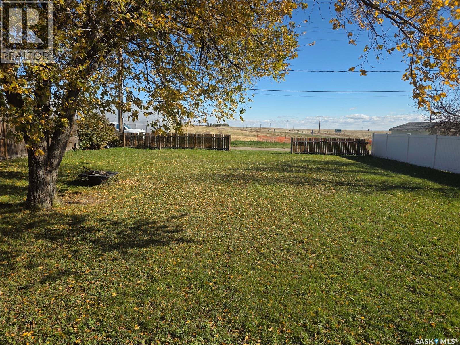 304 2Nd Street E, Beechy, SK