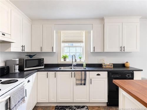 3 Amanda Street, Fredericton, NB 