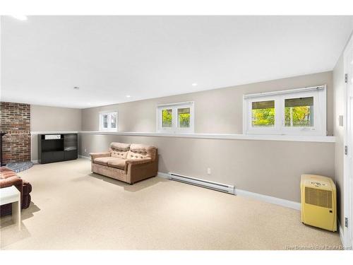 106 Hemlock Ave, Fredericton, NB 