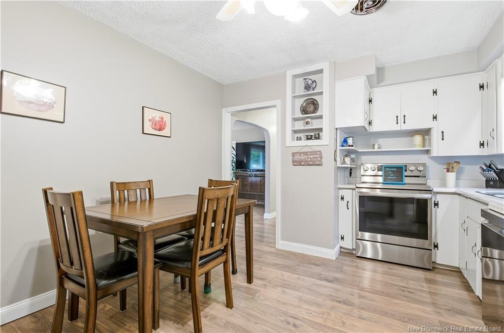 22 Bailey Ave, Fredericton, NB