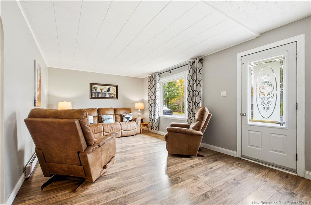 22 Bailey Ave, Fredericton, NB