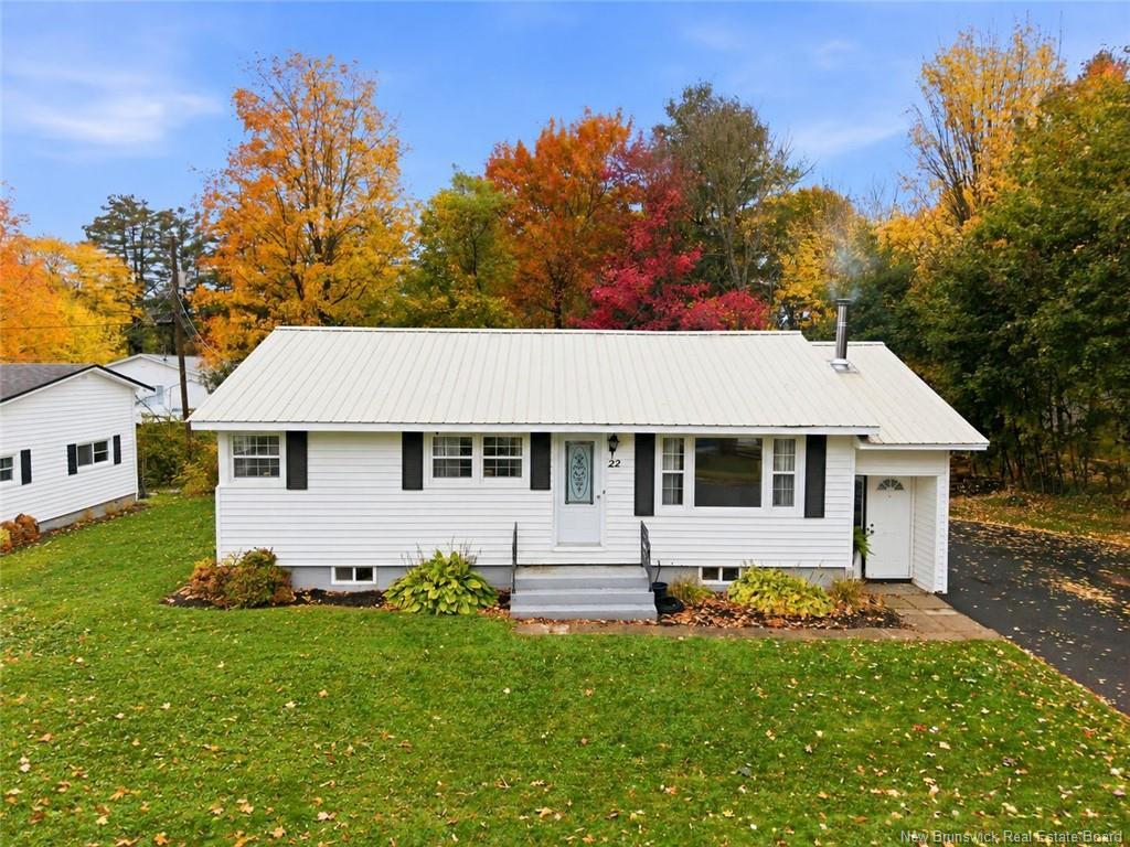 22 Bailey Ave, Fredericton, NB