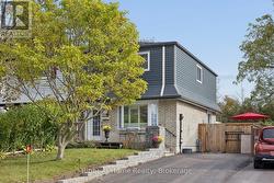 1145 VALLEY COURT Oshawa (Lakeview), ON L1J 3M4