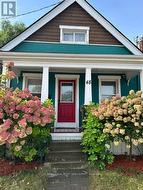 48 BURTON STREET  Hamilton, ON L8L 3P8