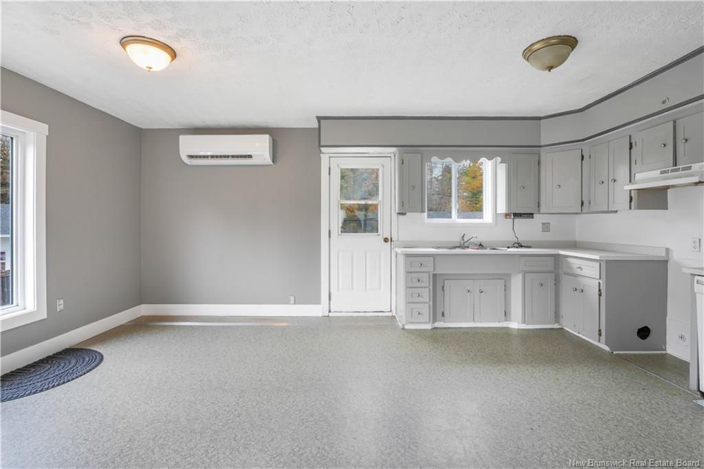 49 Berwick St, Fredericton, NB
