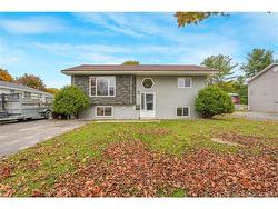 49 Berwick ST  Fredericton, NB E3A 4Y2