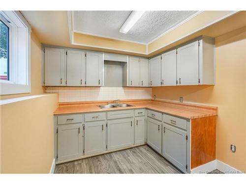 49 Berwick St, Fredericton, NB 