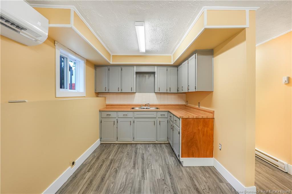 49 Berwick St, Fredericton, NB