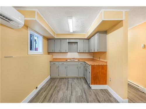 49 Berwick St, Fredericton, NB 