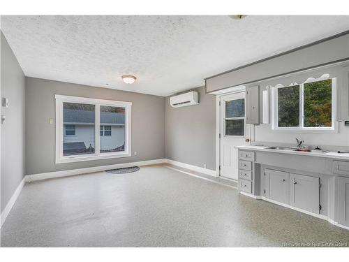 49 Berwick St, Fredericton, NB 