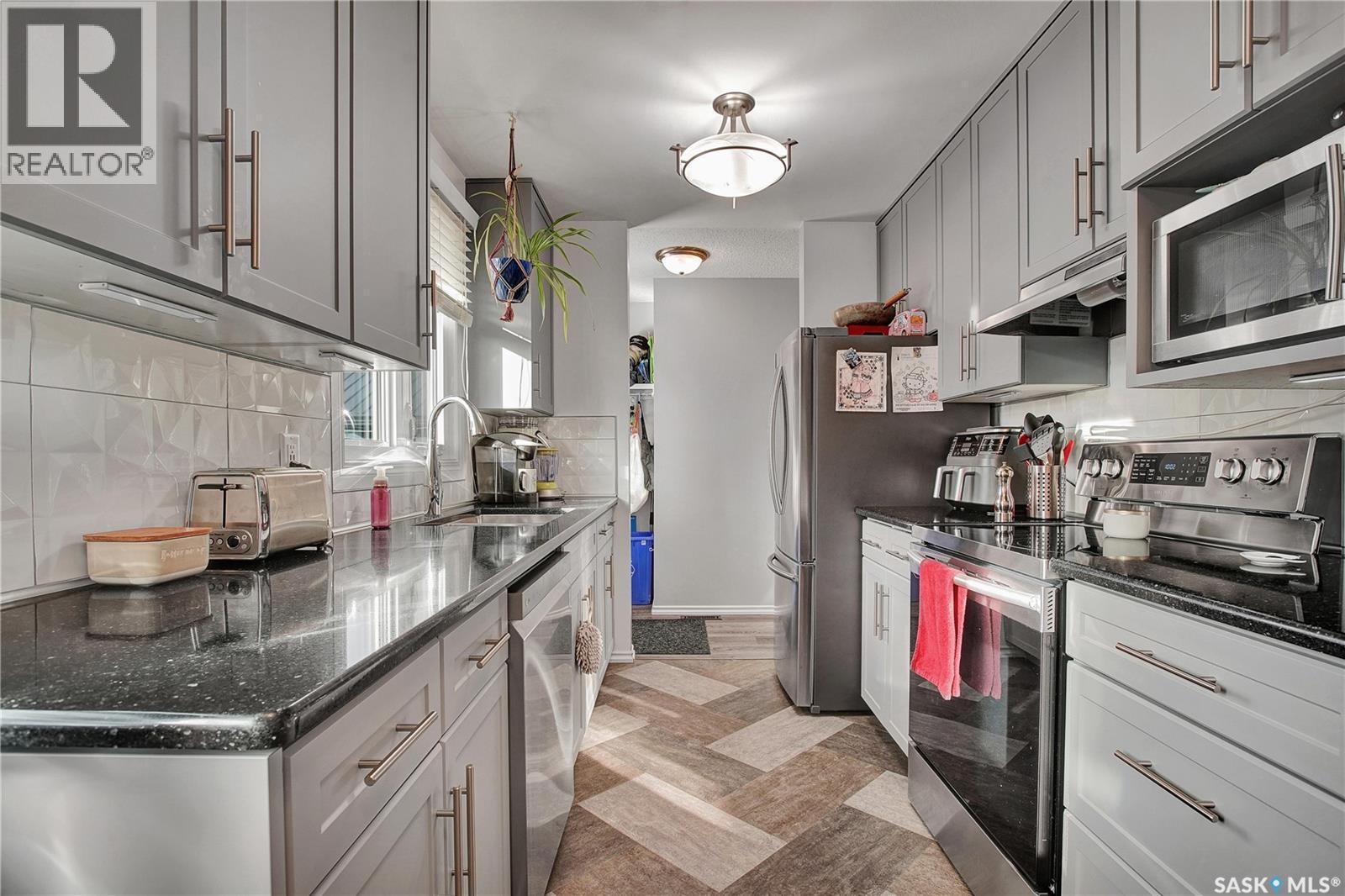 106 Shea Crescent, Saskatoon, SK