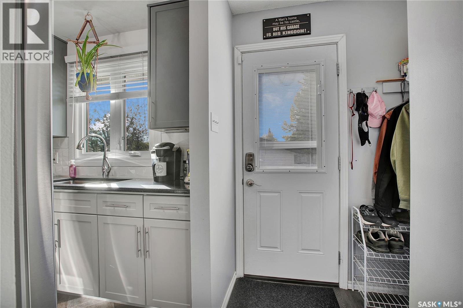 106 Shea Crescent, Saskatoon, SK