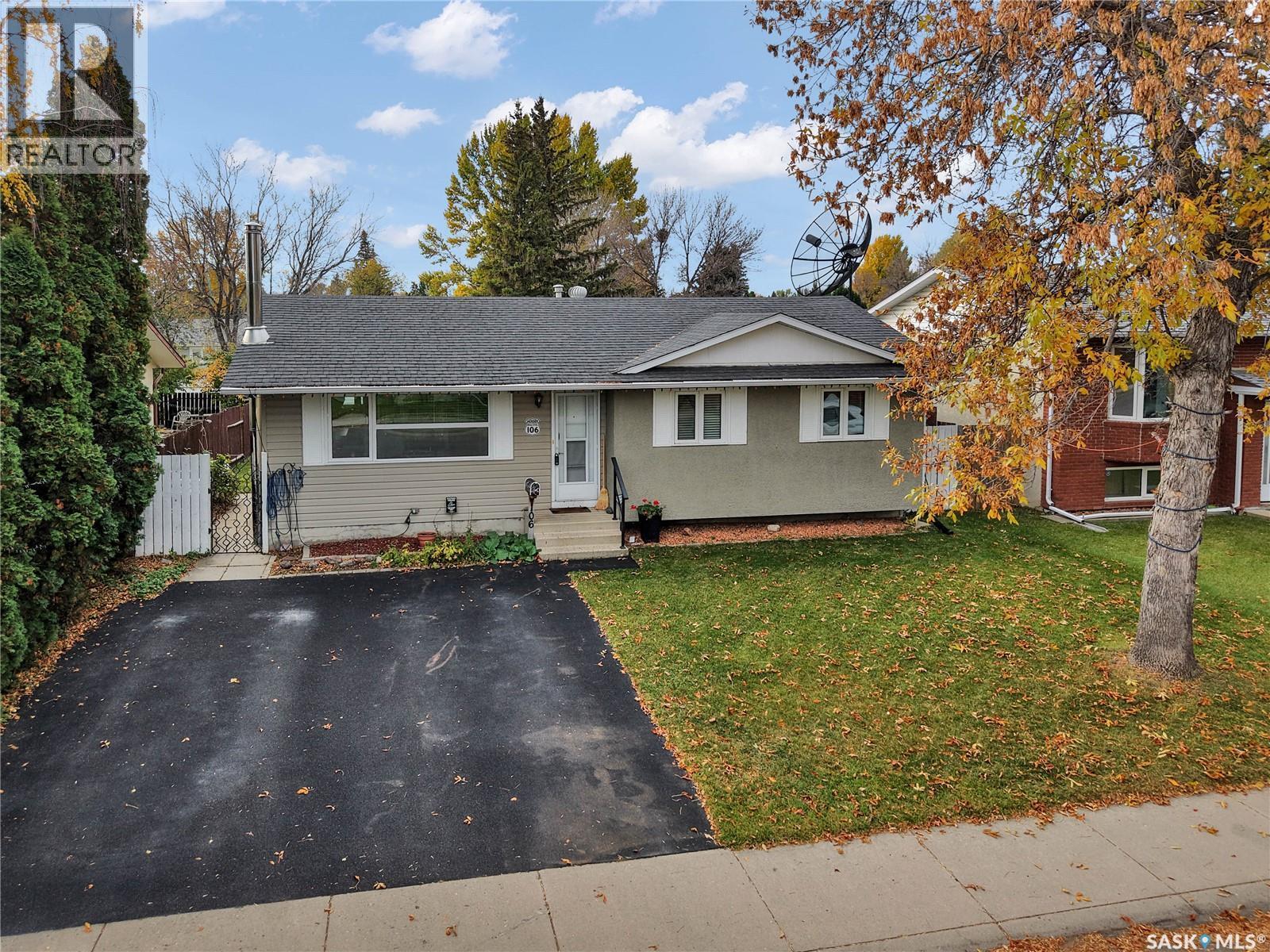 106 Shea Crescent, Saskatoon, SK