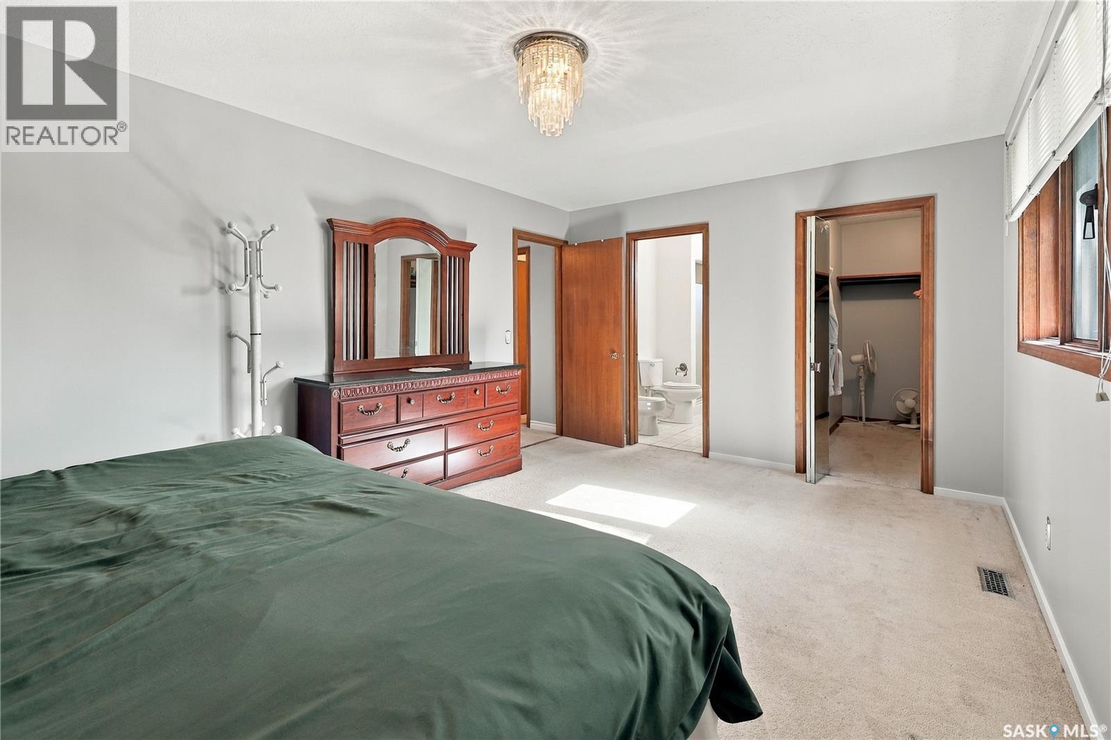 2054 Braun Bay E, Regina, SK