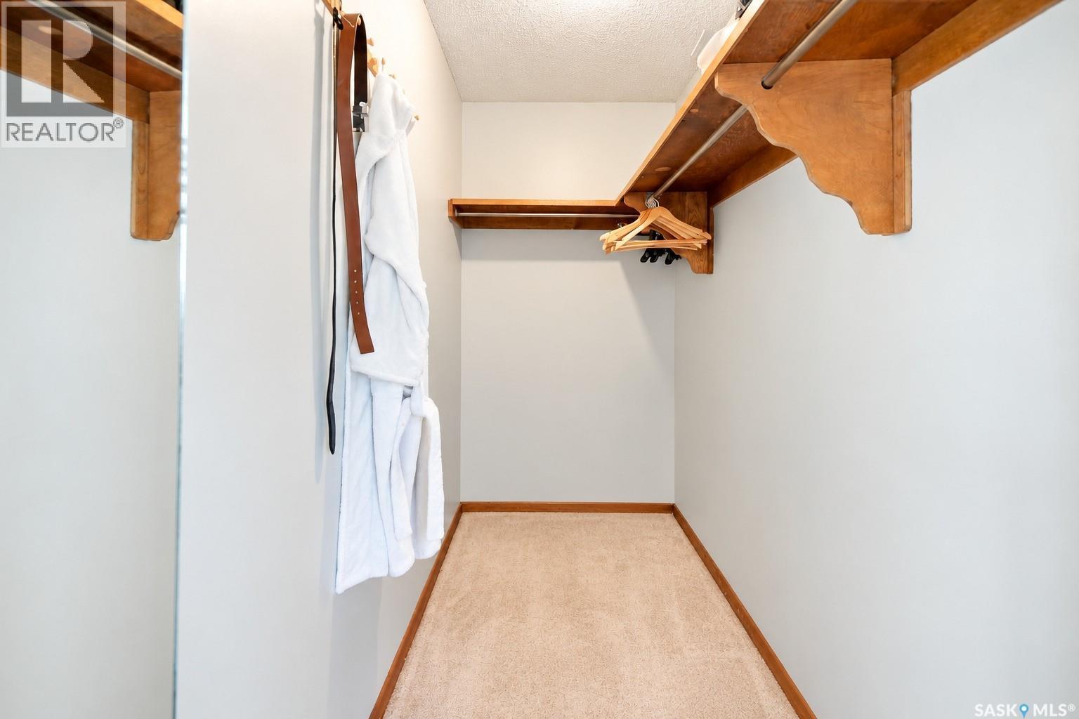 2054 Braun Bay E, Regina, SK