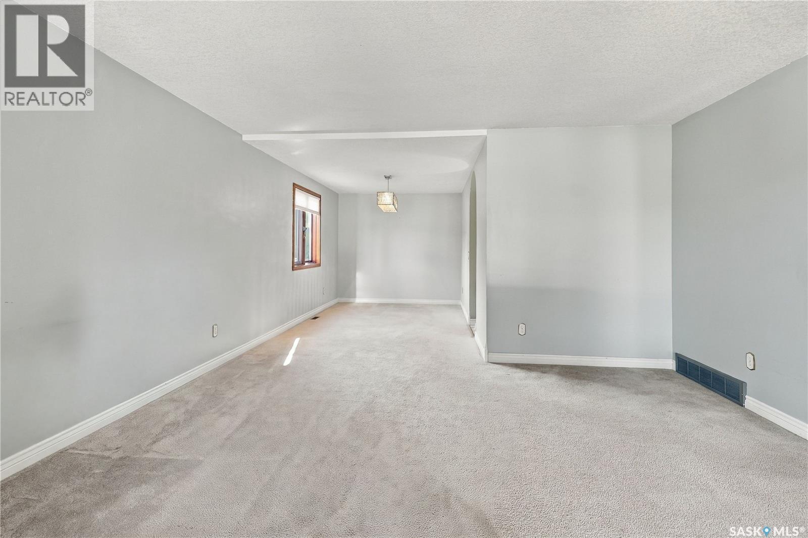 2054 Braun Bay E, Regina, SK