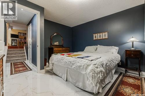 222 Gathercole Crescent, Saskatoon, SK 