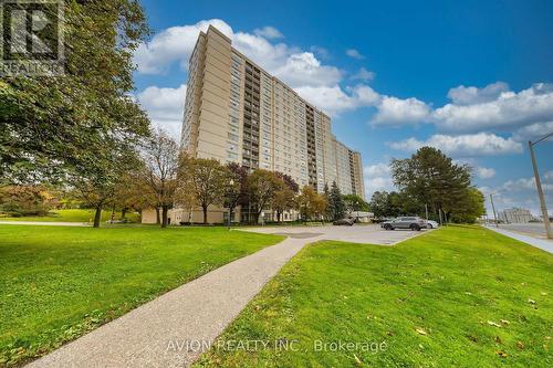 1911 - 5 PARKWAY FOREST DRIVE  Toronto, ON M2J 1L2