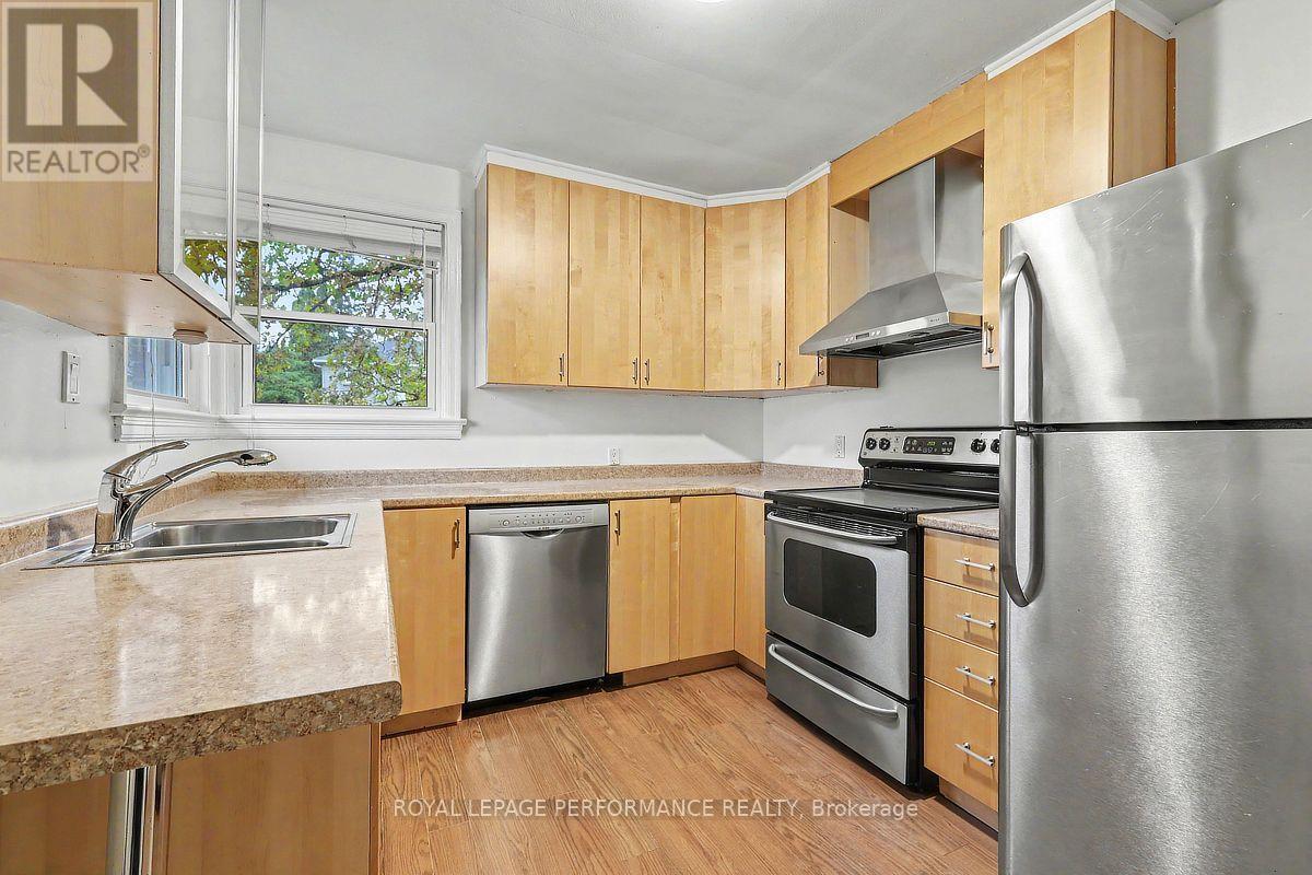 856 Iroquois Road, Ottawa, ON