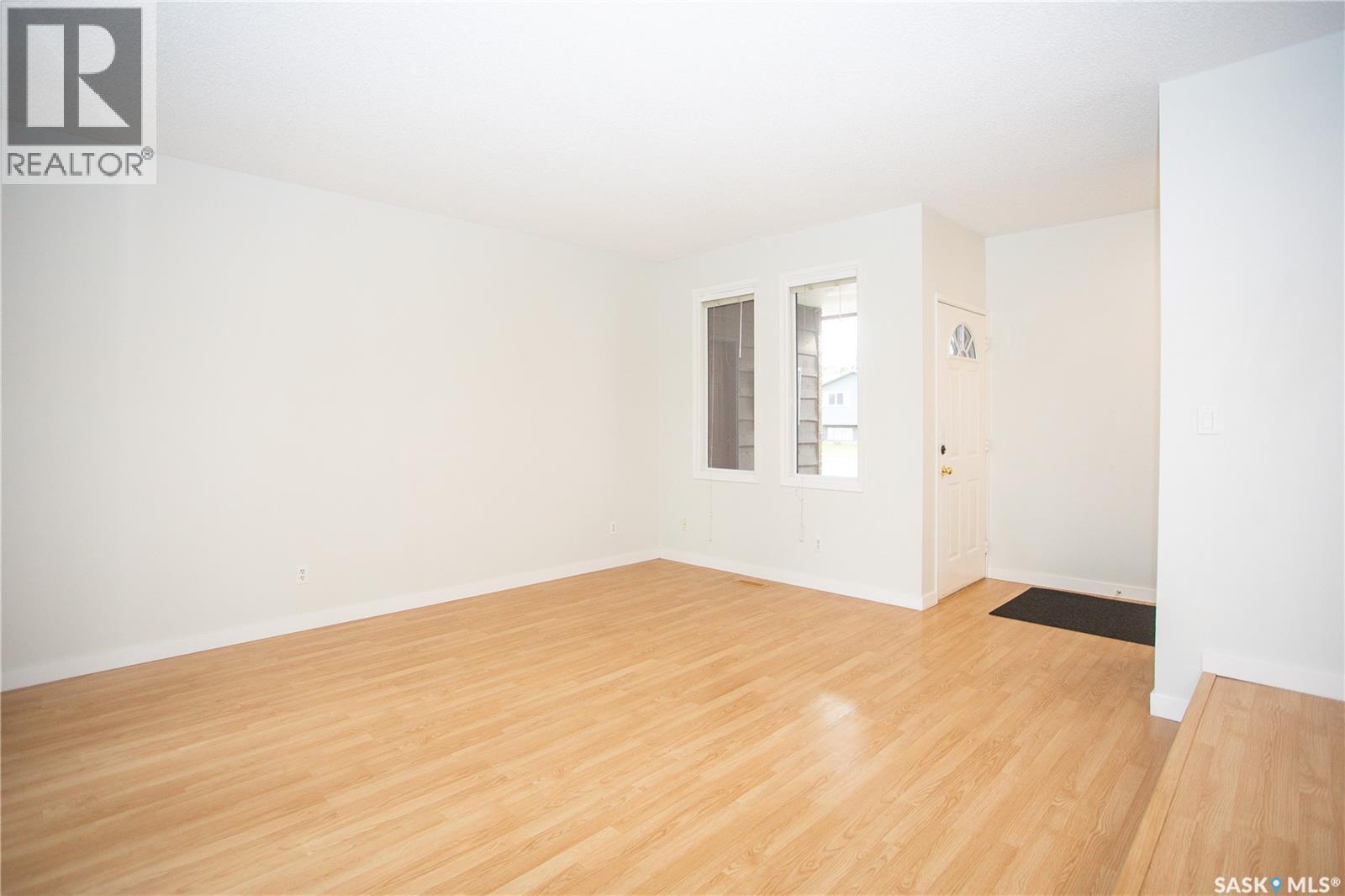 114 Willoughby Crescent, Saskatoon, SK