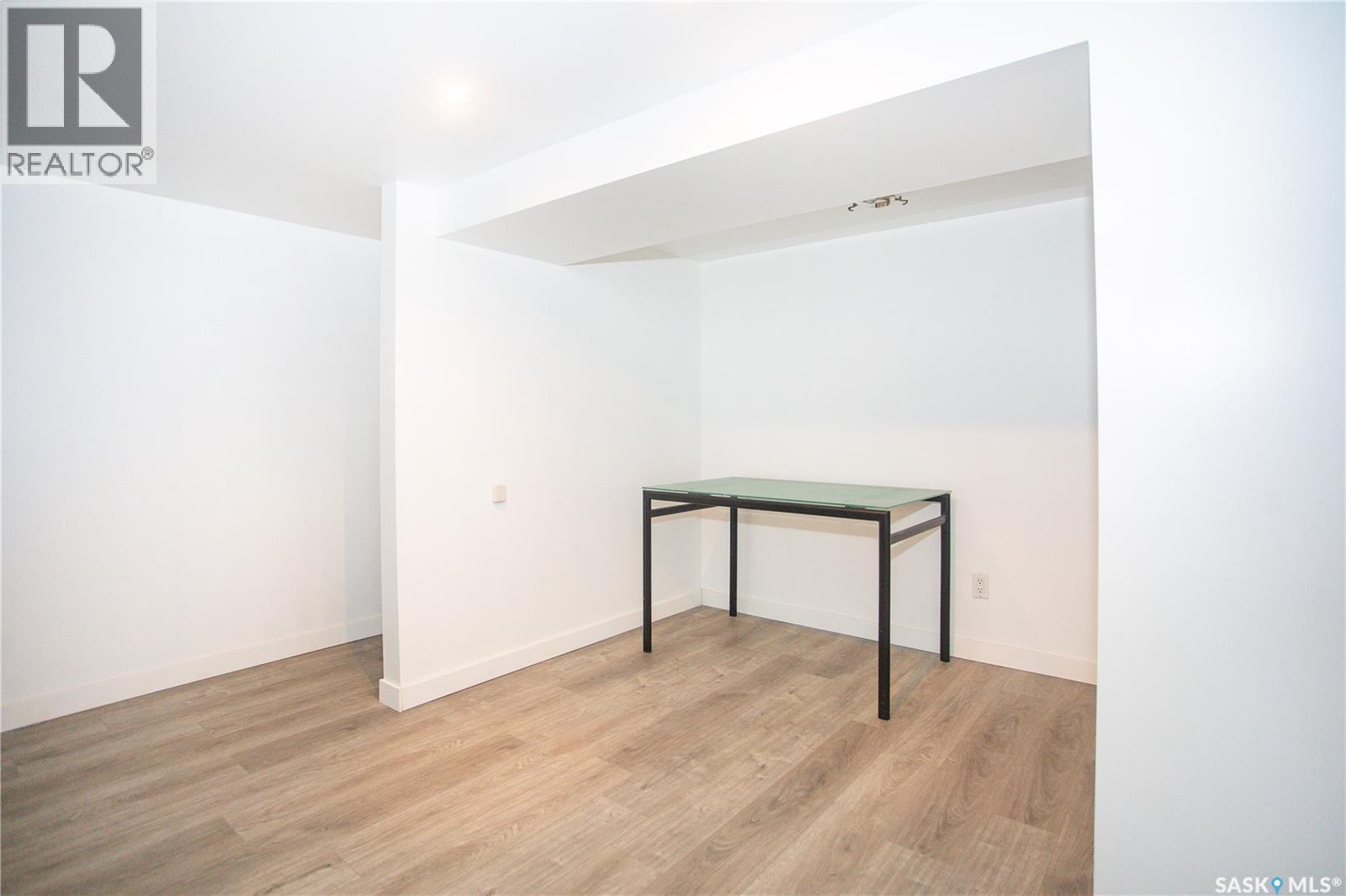 114 Willoughby Crescent, Saskatoon, SK