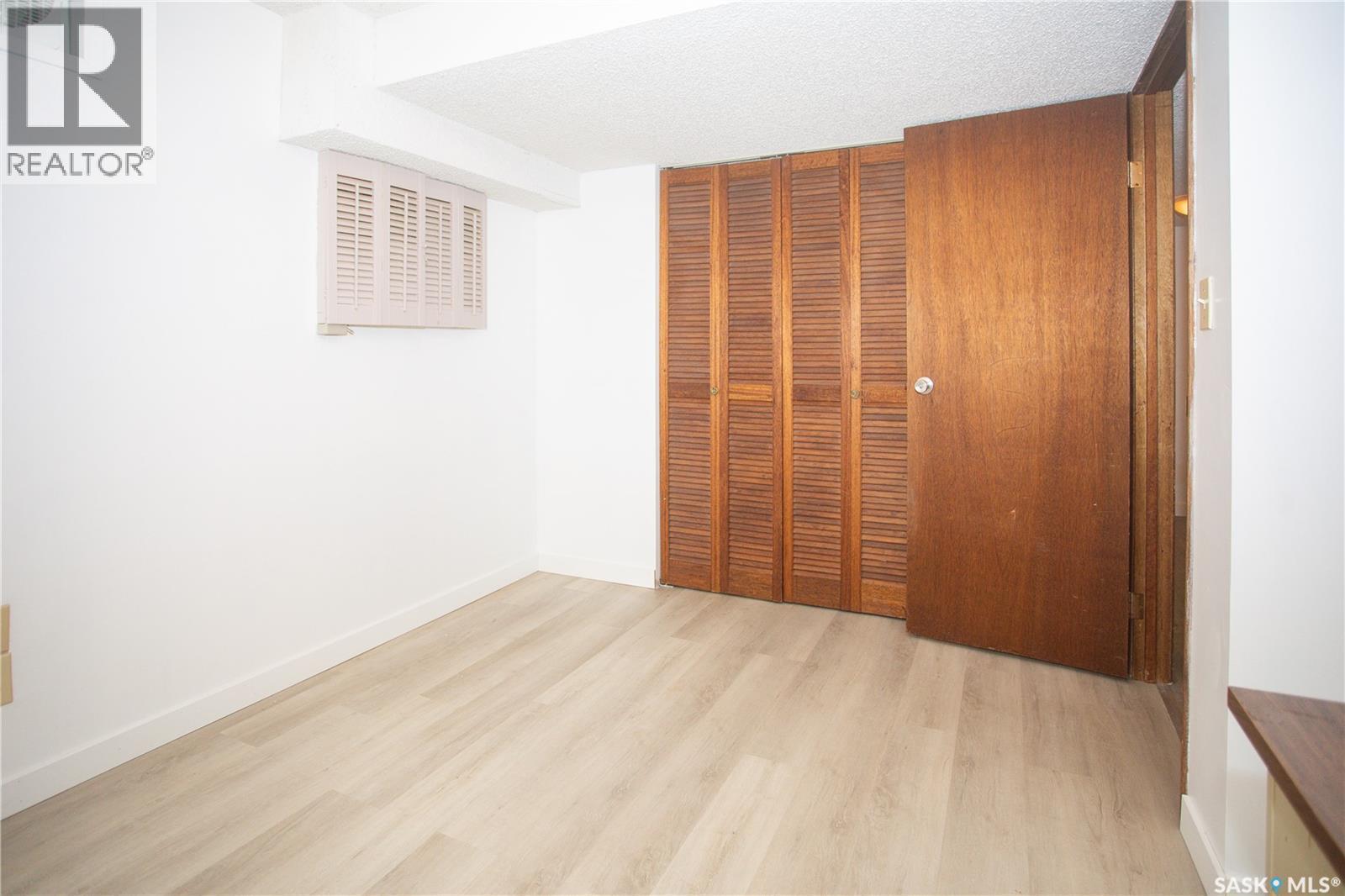 114 Willoughby Crescent, Saskatoon, SK