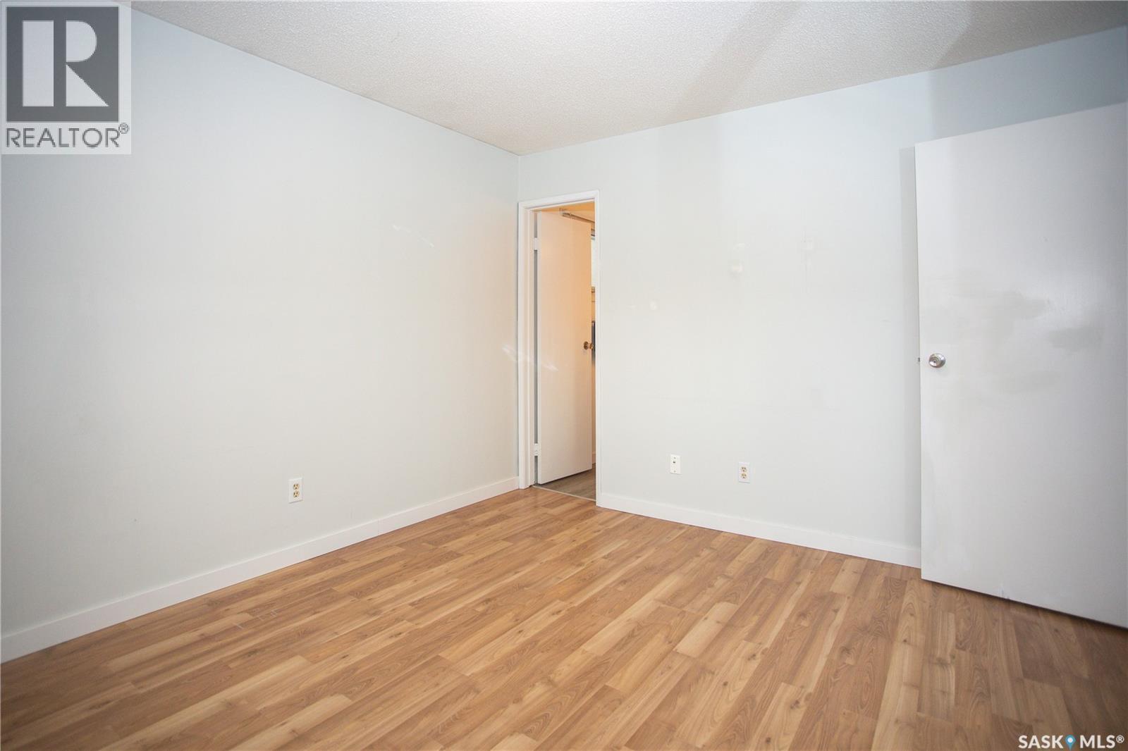 114 Willoughby Crescent, Saskatoon, SK
