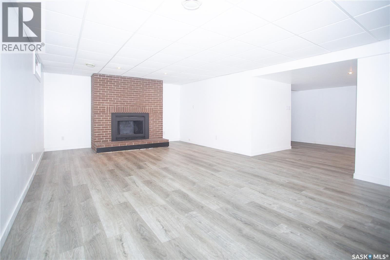 114 Willoughby Crescent, Saskatoon, SK