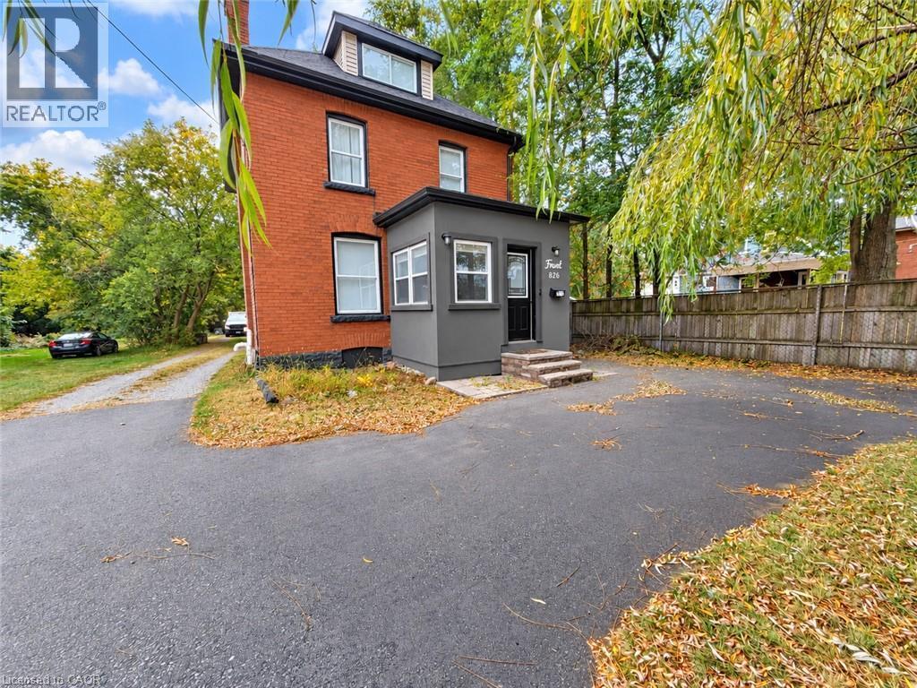 826 Beach Boulevard, Hamilton, ON