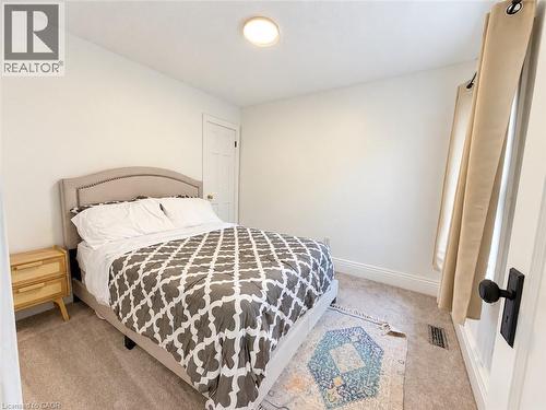 826 Beach Boulevard, Hamilton, ON 