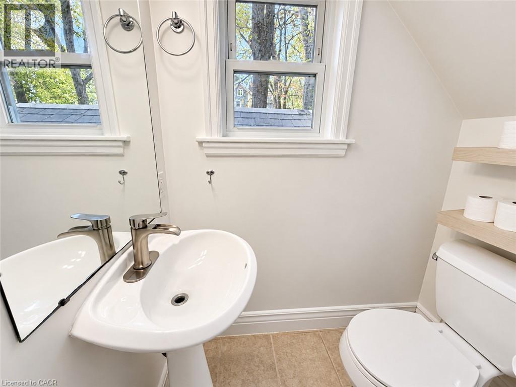 826 Beach Boulevard, Hamilton, ON