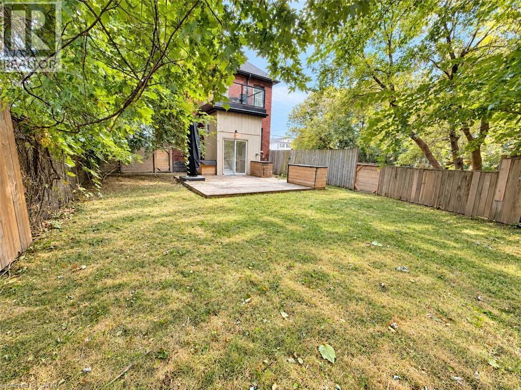 826 Beach Boulevard, Hamilton, ON